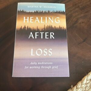 Healing After Loss by Martha W. Hickman - Gradient Cover